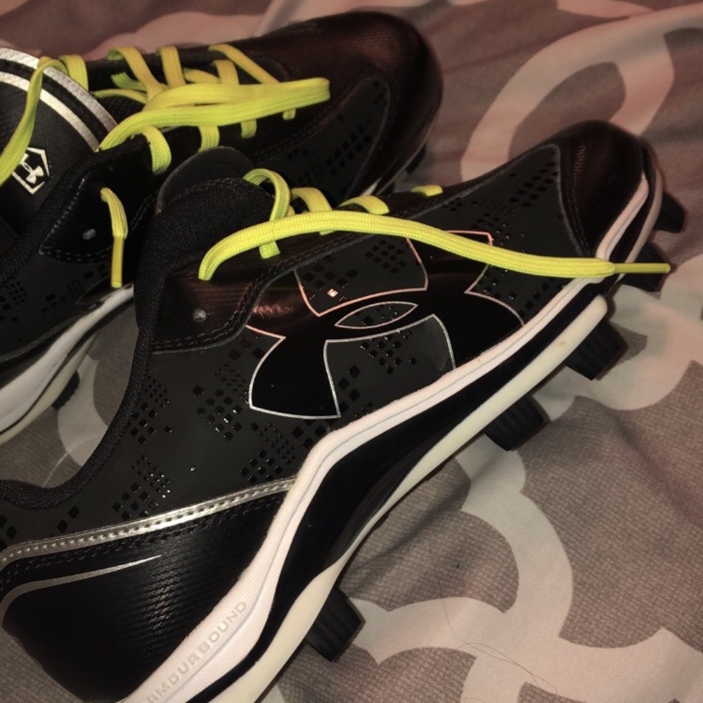 Under Armour Softball cleats